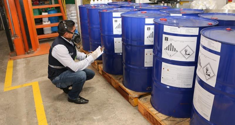 Solicitud de registro de empresa de aplicación terrestre de plaguicidas y productos a fines de uso agrícola