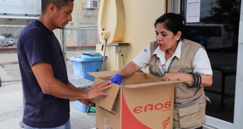 Inspección de carga que ingresa a las Islas Galápagos en aeropuertos de Quito y Guayaquil