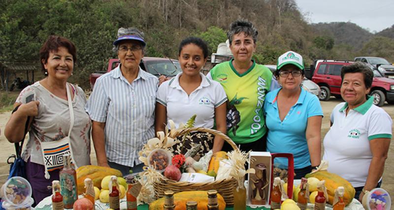 Actores de la EPS que en base al otorgamiento de recursos económicos tienen la oportunidad de introducir y/o mejorar  sus productos, bienes y servicios después de la aprobación de su plan de negocio.