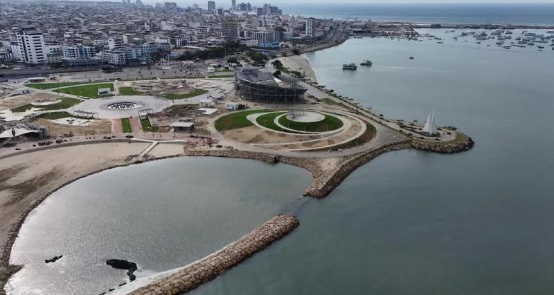 Manta desde el perfil costero