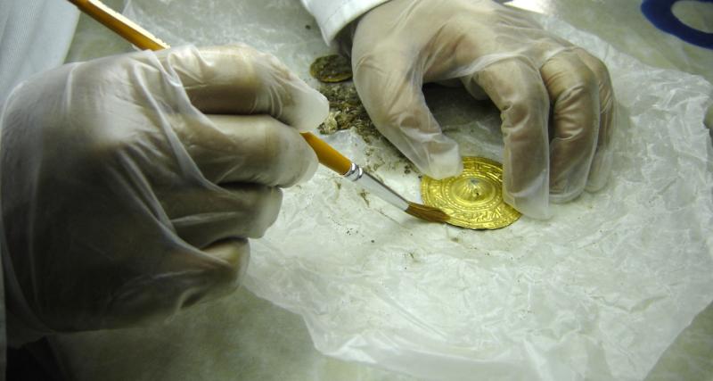 Autorización de salida de fragmentos o pequeñas muestras 