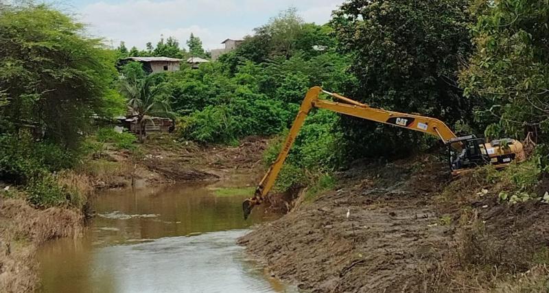 Limpieza de cuerpos hídircos
