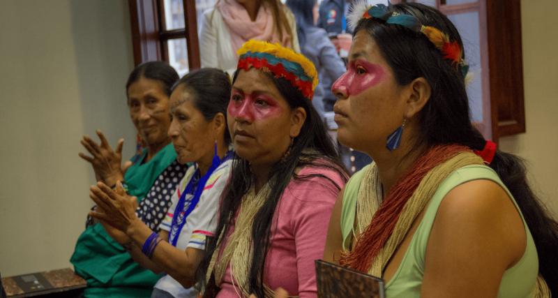 Entrega de información especializada sobre Economía Popular y Solidaria