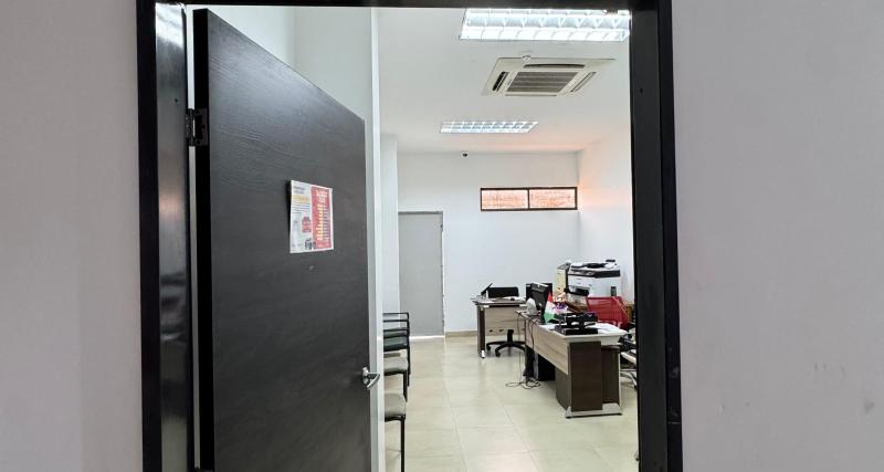 OFICINA DE LA UNIDAD DE MOVILIDAD, TRÁNSITO, TRANSPORTE TERRESTRE Y SEGURIDAD VIAL DEL GADM JAMA - EDIFICIO ADMINISTRATIVO