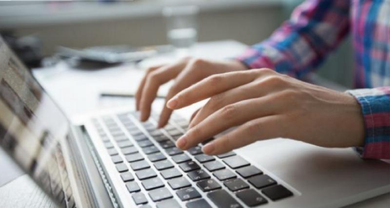 recurso extraordinario de revisión del acto administrativo bajo régimen de Código del Trabajo