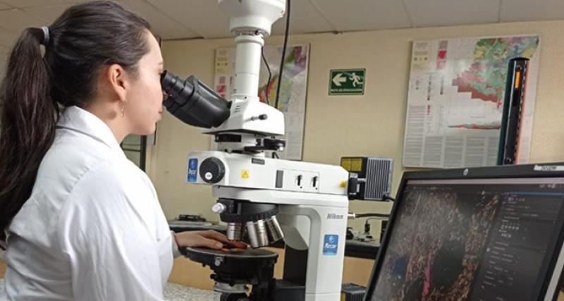 Elaboración de Ensayos de laboratorio petrográfico