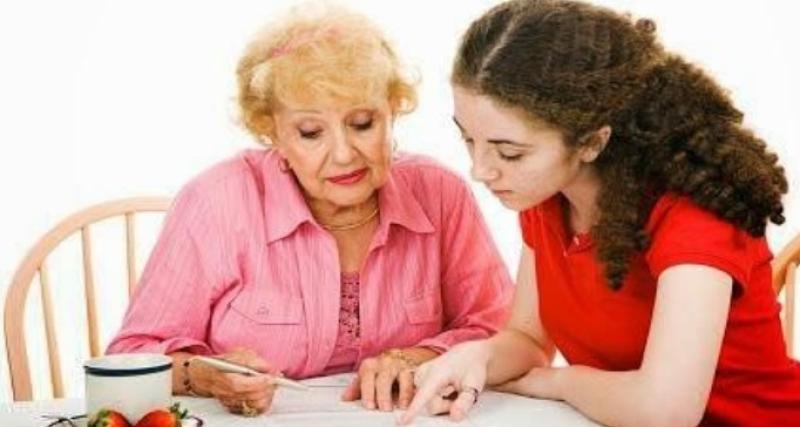 Atención domicialiaria de personas adultas mayores