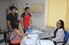 Asesoría a estudiantes de colegios y universidades