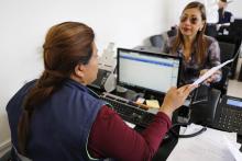 Autorización del ejercicio de la actividad pesquera extractiva para embarcaciones industriales y nodrizas